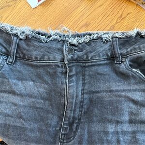 Kancan women’s black jean frayed waist and cuff size 20
